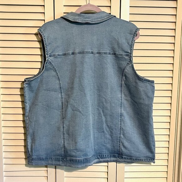 Womens Denim Vest * Blair * Size XL * Light Wash Blue * New - Picture 3 of 3